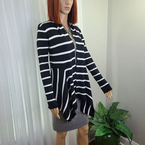 Carmen Carmen Marc Valvo Asymmetrical Stripe Sweater Small - Picture 2 of 6